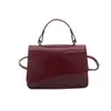 Bolsa Feminina Versátil Chique Casual para o Trabalho Toque de Luxo Bolsa de Ombro Único Novo Produto Verão 2026 Quadrada Elegante Simples da Moda
