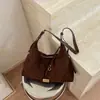 Bolso de gamuza para mujer 2026 nuevo modelo de verano, bolso de hombro Maillard de alta gama para el día a día, bolso cruzado de gran capacidad