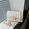 Bolso de mujer 2024, nuevo bolso de hombro con cadena rómbica, de nicho textil, combinable, bandolera pequeña cuadrada de moda.