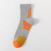 2023 otoño e invierno calcetines nuevos calcetines deportivos de compresión profesional para hombre calcetines de media caña para hombre para exterior baloncesto ciclismo venta al por mayor moda