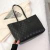 Bolso de Gran Capacidad para Mujer 2024 Nuevo Verano Bolso de Hombro Versátil Textura Bolso de Clase para Estudiante Universitario Bolso Tote para Viajero