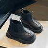 Botas Femininas 2025 Outono Novo Botas Pretas Simples Estilo Britânico Moda Botas Curtas Botas de Couro com Solado Macio para Meninos