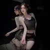 Conjunto de lencería transparente con cuello halter para mujer, que incluye un vestido ajustado de malla transparente y una sexy camisola de encaje, perfecto para un look juguetón y seductor.