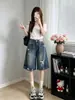 Shorts de mezclilla retro de cintura alta holgados para mujer, nuevos shorts de verano 2026 finos con rotos a la altura de la rodilla, pantalones rectos para mujeres petite