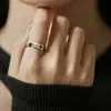Anillo de Cinco Vías del Dios de la Riqueza Taoísta Nuevo 2025 Diseño Retro de Nicho Anillo para Hombres y Mujeres Acero de Titanio Anillo de Tendencia Nacional