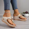 Sapatos femininos de comércio exterior transfronteiriço 2022 verão novo dedo do pé de praia sandálias de cunha sandálias femininas europeias e americanas em estoque