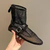 Botines planos cortos de malla hueca con diseño único para mujer, nuevo estilo de verano 2026, con una correa de hebilla y cremallera trasera, sandalias romanas de moda