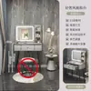 Penteadeira estilo italiano para quarto, moderna e simples, novo modelo 2026, pequena mesa de maquiagem de luxo discreto, escrivaninha para quarto principal com espelho integrado