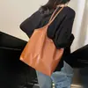 Textura de couro macio nova moda bolsa de axila bolsa casual moderna simples grande capacidade bolsa tote portátil bolsa feminina