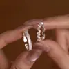 Anillos de Pareja Trenzados con Giro y Circonita Inspirados en el Diseño para Mujer, Anillo Abierto para el Día de San Valentín con Incrustación de Diamante Triturado Cepillado Mate
