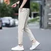 Pantalones Negros de Verano Hong Kong de Nueve Puntos para Hombre de Pierna Recta Casuales 2026 Nuevos Pantalones Sueltos para Hombre Estilo Delgado de Verano
