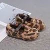 Outono/Inverno 2026 Novo Estilo Coreano Menina Sapatos de Inverno com Forro de Veludo Espesso e Pelo Sapatinhos de Princesa para Menina com Sola Macia e Superfície Macia Antiderrapantes