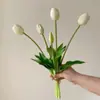 Flor Artificial Tulipán de 5 Cabezas Tácto Suave Adorno Decoración Escritorio Hogar Tulipán de Silicona Pe Al por Mayor