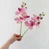 Directo del fabricante: flores artificiales, orquídeas Phalaenopsis de tallo corto y tres puntas, adecuadas para tapicería suave, paisajismo, arreglos florales, plantas en maceta y como materiales florales decorativos