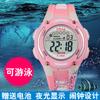 Reloj electrónico Xinjia Reloj electrónico para estudiante multicolor multifunción luminoso resistente al agua para la vida diaria ventas directas de fábrica