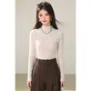 Camiseta base de punto de encaje y malla blanca de cuello medio alto para mujer, nueva de otoño 2026, capa interior ajustada para otoño e invierno