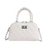 2026 Bolso acolchado de estilo coreano de moda para bolos, Bolso de mano cruzado casual simple de nicho de moda