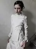 Top de color liso estilo gótico oscuro con diseño de botones, nueva colección de otoño, diseño asimétrico, camiseta estilo americano ajustada, ropa para mujer