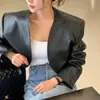 Chaqueta corta de cuero negra talla única pelo de conejo beige cuero sintético fábrica de origen con etiqueta