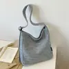 2025 Nueva Bolsa de Mezclilla Estilo Perezoso para Mujer Versátil Bolso Tote de Gran Capacidad Bolso de Hombro Simple para el Viaje Diario