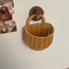 Cesta de Armazenamento de Rattan Sintético para Pendurar na Parede Cesta de Armazenamento Retrô Bolsa Pequena Cesta para Frutas Cesta para Legumes Cesta de Armazenamento para Diversos