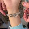 Pulsera con forma de gato KT con forma de lazo, con bonita campana, para mujer, con cuentas, pequeño libro rojo. Pulsera de novia del mismo estilo, regalo para novia estudiante.