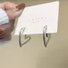 Lote Misto Brincos Populares para Mulheres, Brincos de Luxo de Alta Qualidade, Mesmo Estilo do Tiktok, Versão Coreana, Brincos de Flor de Pérola, Nicho e Versátil