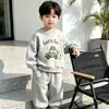 Conjunto de Moletom Redondo com Desenho de Carro para Meninos, Tendência Primavera e Outono, Calça Jogger Solta Estilo Coreano, Conjunto de Duas Peças Infantil