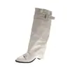 Botas de Cano Alto Estilo Europeu Bico Fino Salto Escondido para Mulheres Outono/Inverno Salto Baixo Botas de Cavaleiro Fivela Botas Altas