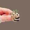Broche de hebilla antideslumbrante para mujer, sentido de alta gama, nicho de alta gama, pin de ramillete de alta gama, pequeños accesorios de incienso, lindo dibujo animado al por mayor
