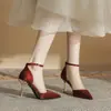 Jin Gang CG8003 Sapatos Femininos Baotou Vazados de Salto Alto 2024 Primavera e Outono Salto Agulha Bico Fino Cetim Camada Única Sapatos Femininos