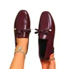Colección de otoño 2026 transfronteriza para tallas grandes: Mocasines de mujer de suela blanda con diseño de lazo, piel suave, punta redonda y estilo slip-on, disponibles en stock