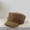 Sombrero artístico retro de copa plana ecuestre para mujer, versátil para primavera y otoño, sombrero octogonal que adelgaza el rostro, gorra única y de nicho de estilo newsboy y pintor.