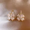 Pendientes de Borla de Perlas Estilo Francés con Cierre de Plata 925 para Mujer, Tachuelas de Temperamento de Lujo Ligero, Nuevo Modelo 2026, Pendientes de Alta Gama para Primavera y Verano