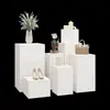 Expositor de Ventana para Tienda de Ropa Soporte para Zapatos Bolsa Modelo Adornos Soporte de Colocación Columna Cuadrada Blanca Plataforma de Piso para Transmisión en Vivo
