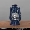 Linterna Portátil Retro Nostálgica de los 80 Lámpara de Queroseno Lámpara de Aceite Antigua Pieza de Decoración Creativa para Cafetería Restaurante