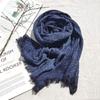 Bufanda de Algodón y Lino para Mujer Otoño e Invierno Nueva Artística Retro Malla Hecha a Mano Teñido Sucio Color Sólido Transfronteriza Comercio Exterior Bufanda para Hombre