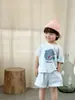 Traje Deportivo de Verano para Niños Estilo Delgado Casual para Niñas Nuevo Conjunto de Verano 2026 Bebé Holgado Manga Corta para Niños Pantalones Cortos