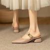 Chinelos de couro macio de alta qualidade com cabeça, últimas sandálias elegantes de salto grosso, sapatos Muller com saia, salto baixo, sapatos de camada única pontiagudos