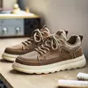 Zapatillas casuales de moda estilo retro para hombre, adecuadas para todas las estaciones, zapatos casuales versátiles de suela gruesa, adecuados para ir al trabajo y conducir