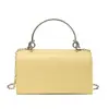 Bolso pequeño texturizado para mujer otoño 2026 nuevo bolso cuadrado pequeño de mano moderno diseño de nicho francés bolso bandolera con cadena