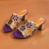 Zapatos de moda tipo "mom" europeos y americanos, pantuflas sexys de tacón alto con pedrería para mujer, sandalias de tacón medio grueso para exteriores para mujer en verano