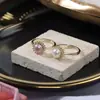 Anillo de perla de agua dulce brillante natural al por mayor spot lujo ligero apertura ajustable chapado en color oro real alta calidad