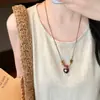 Colar Pingente de Contas de Madeira Vintage para Mulheres, Design de Nicho com Estilo Étnico, Corrente Longa Versátil para Suéter da Moda