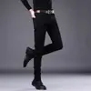 Jeans Negros Nuevos de Alta Gama para Hombre Verano Ajustados Cónicos Modernos Casuales Elásticos Retro Pantalones Largos