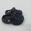 Comércio exterior transfronteiriço vendas domésticas Festival chaveiro pingente chinelos acessórios sapatos com furo pequeno sapatos pequenos fivela pingente de mochila