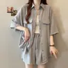 Conjunto de duas peças de verão para mulheres plus size: top camisa novo + shorts elástico para mulheres