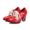 Chegada Nova Outono 2026 Sapatos de Salto Alto Brogue de Comércio Exterior Botas Femininas Estilo Britânico Salto Grosso Salto Alto Botas Curtas Sapatos Individuais Femininos