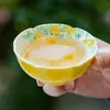 Glaseado de Yema de Huevo Margarita Pequeña Taza de Té Taza de Degustación Cerámica Taza Maestra Pintada a Mano Juego de Té para el Hogar Color Bajo Esmalte Taza de Té Taza Individual