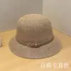 Novo Chapéu de Pescador de Verão 2023 Chapéu Balde Moda ao Ar Livre Viagem Fivela de Couro Proteção Solar Chapéu de Sol Chapéu Feminino Fabricante Fornecedor
